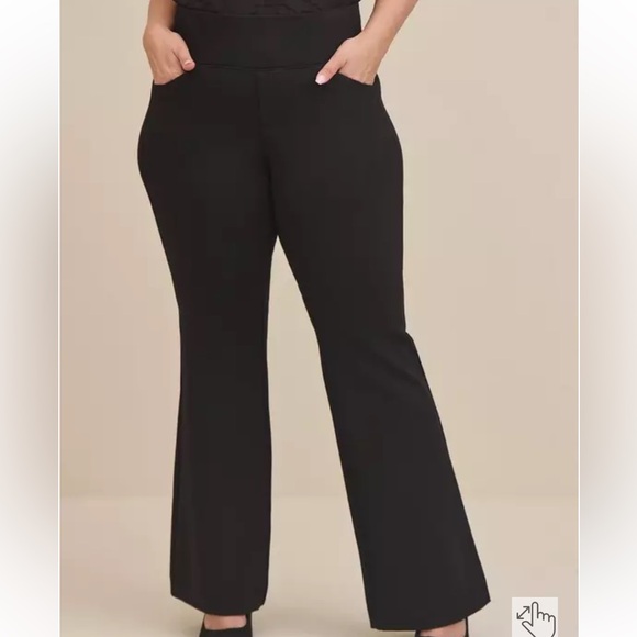 Torrid Black Pull-on Flare Women's Pants Sz 2-16/18 - Picture 2 of 7
